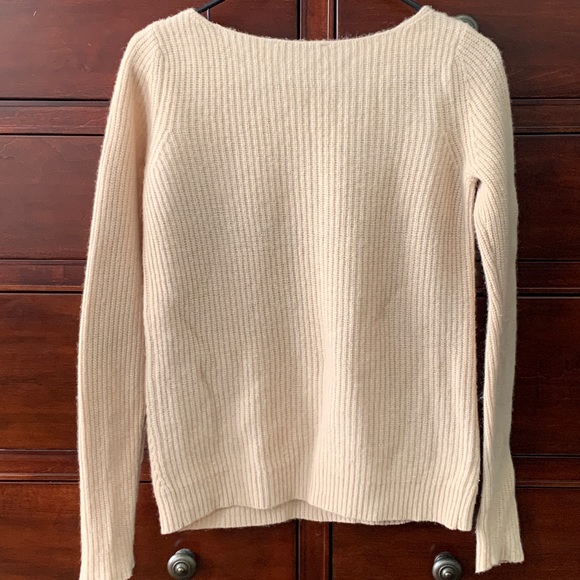 Ann Taylor sweater - Picture 4 of 6